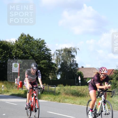 25.08.2024 - Elbe Triathlon Hamburg Fuchs,  Jonas http://msf.ph/oto/6868001 25.08.2024 11:01:33 Radfahren 1534, 1467, 1702, 1701 meine-sportfotos.de
