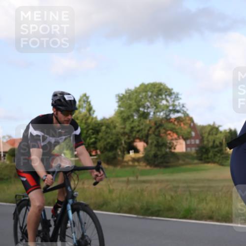 25.08.2024 - Elbe Triathlon Hamburg Fuchs,  Jonas http://msf.ph/oto/6868003 25.08.2024 10:20:03 Radfahren 483, 627, 1500, 462, 598, 638 meine-sportfotos.de