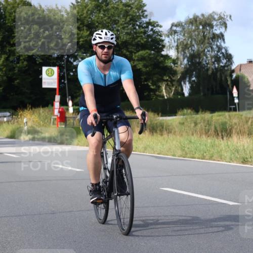 25.08.2024 - Elbe Triathlon Hamburg Fuchs,  Jonas http://msf.ph/oto/6868032 25.08.2024 10:20:13 Radfahren 638, 621, 337, 549, 573, 451, 468, 557, 629 meine-sportfotos.de