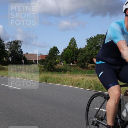 25.08.2024 - Elbe Triathlon Hamburg Fuchs,  Jonas http://msf.ph/oto/6868049 25.08.2024 10:20:14 Radfahren 638, 621, 337, 549, 573, 451, 468, 557, 629, 526 meine-sportfotos.de