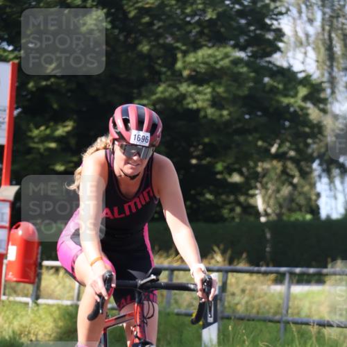 25.08.2024 - Elbe Triathlon Hamburg Fuchs,  Jonas http://msf.ph/oto/6868058 25.08.2024 11:01:57 Radfahren 782, 1646, 785, 1696 meine-sportfotos.de