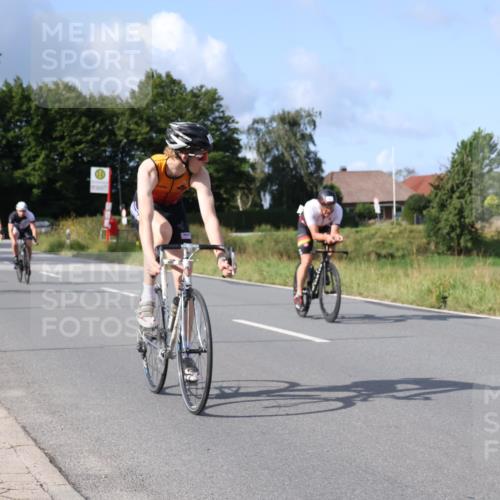 25.08.2024 - Elbe Triathlon Hamburg Fuchs,  Jonas http://msf.ph/oto/6868080 25.08.2024 10:20:16 Radfahren 621, 337, 549, 573, 451, 468, 557, 629, 526, 520 meine-sportfotos.de