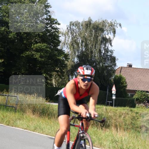 25.08.2024 - Elbe Triathlon Hamburg Fuchs,  Jonas http://msf.ph/oto/6868107 25.08.2024 11:02:41 Radfahren 1704, 1605, 1628, 1675 meine-sportfotos.de