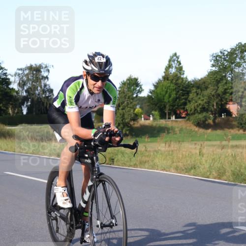 25.08.2024 - Elbe Triathlon Hamburg Fuchs,  Jonas http://msf.ph/oto/6868110 25.08.2024 09:30:08 Radfahren 231, 221, 114 meine-sportfotos.de
