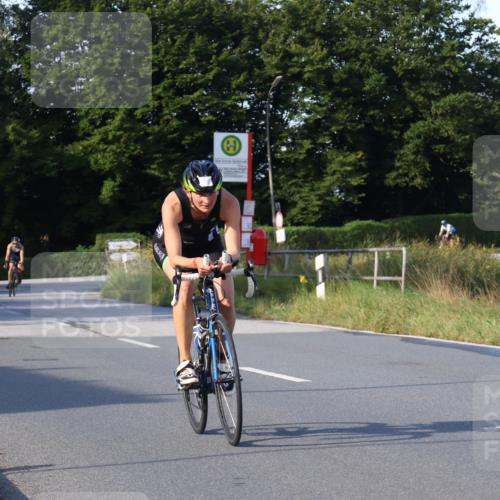 25.08.2024 - Elbe Triathlon Hamburg Fuchs,  Jonas http://msf.ph/oto/6868126 25.08.2024 09:30:11 Radfahren 221, 114, 182, 214, 137 meine-sportfotos.de