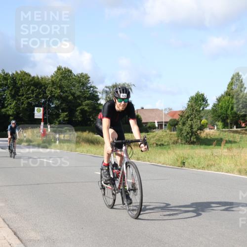 25.08.2024 - Elbe Triathlon Hamburg Fuchs,  Jonas http://msf.ph/oto/6868129 25.08.2024 10:20:20 Radfahren 337, 549, 573, 451, 468, 557, 629, 526, 520 meine-sportfotos.de