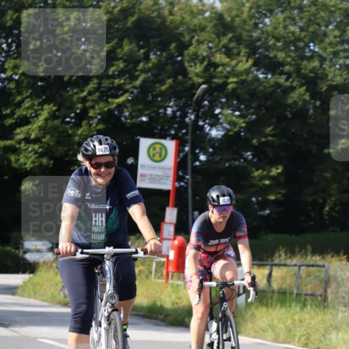 25.08.2024 - Elbe Triathlon Hamburg Fuchs,  Jonas http://msf.ph/oto/6868131 25.08.2024 11:02:44 Radfahren 1605, 1628, 1675 meine-sportfotos.de