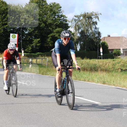 25.08.2024 - Elbe Triathlon Hamburg Fuchs,  Jonas http://msf.ph/oto/6868142 25.08.2024 10:20:21 Radfahren 549, 573, 451, 468, 557, 629, 526, 520, 493 meine-sportfotos.de