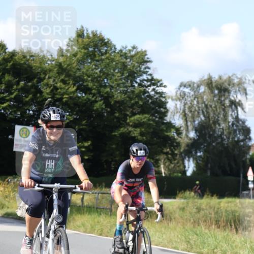 25.08.2024 - Elbe Triathlon Hamburg Fuchs,  Jonas http://msf.ph/oto/6868143 25.08.2024 11:02:45 Radfahren 1605, 1628, 1675 meine-sportfotos.de