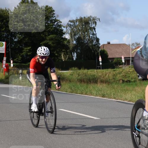 25.08.2024 - Elbe Triathlon Hamburg Fuchs,  Jonas http://msf.ph/oto/6868152 25.08.2024 10:20:21 Radfahren 549, 573, 451, 468, 557, 629, 526, 520, 493 meine-sportfotos.de