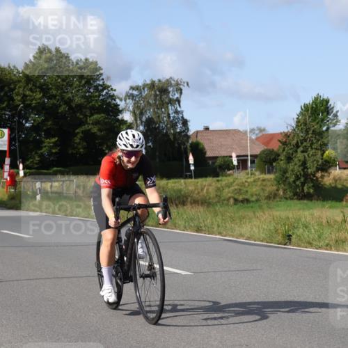 25.08.2024 - Elbe Triathlon Hamburg Fuchs,  Jonas http://msf.ph/oto/6868156 25.08.2024 10:20:22 Radfahren 468, 557, 629, 526, 520, 493, 580 meine-sportfotos.de