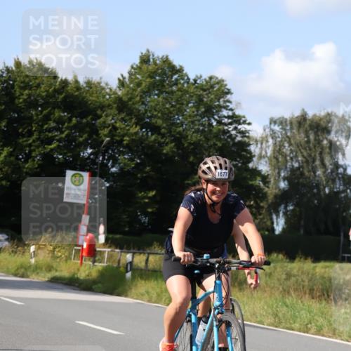 25.08.2024 - Elbe Triathlon Hamburg Fuchs,  Jonas http://msf.ph/oto/6868165 25.08.2024 11:02:52 Radfahren 1677, 1682, 1685, 1402, 1693, 1606 meine-sportfotos.de
