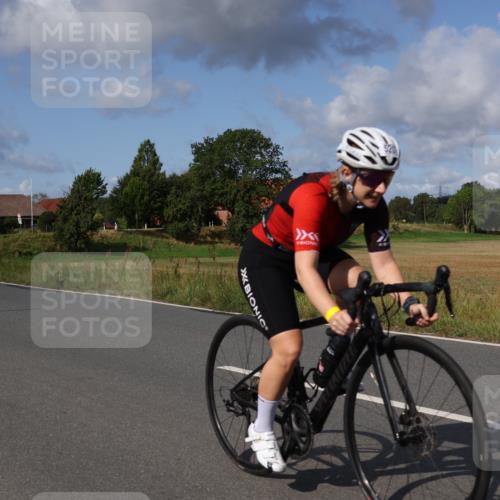 25.08.2024 - Elbe Triathlon Hamburg Fuchs,  Jonas http://msf.ph/oto/6868170 25.08.2024 10:20:22 Radfahren 468, 557, 629, 526, 520, 493, 580 meine-sportfotos.de