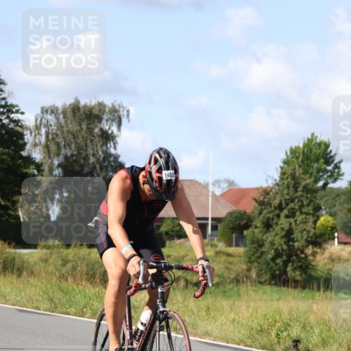 25.08.2024 - Elbe Triathlon Hamburg Fuchs,  Jonas http://msf.ph/oto/6868194 25.08.2024 11:02:56 Radfahren 1677, 1682, 1685, 1402, 1693, 1606, 1705 meine-sportfotos.de