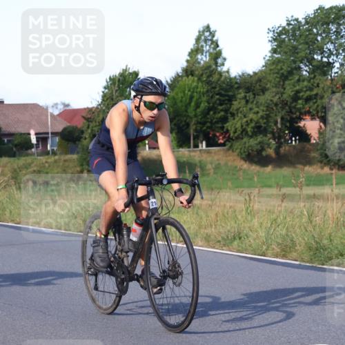 25.08.2024 - Elbe Triathlon Hamburg Fuchs,  Jonas http://msf.ph/oto/6868196 25.08.2024 09:30:17 Radfahren 114, 182, 214, 137, 286, 249 meine-sportfotos.de