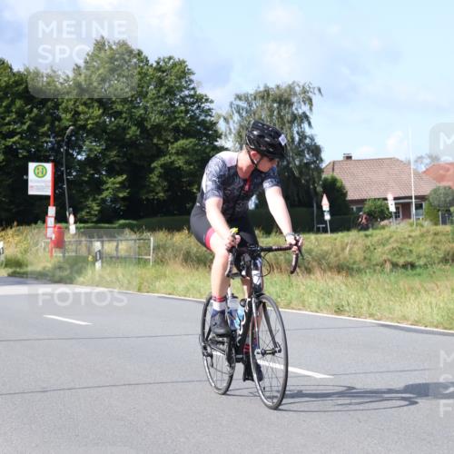 25.08.2024 - Elbe Triathlon Hamburg Fuchs,  Jonas http://msf.ph/oto/6868197 25.08.2024 10:20:28 Radfahren 493, 580 meine-sportfotos.de