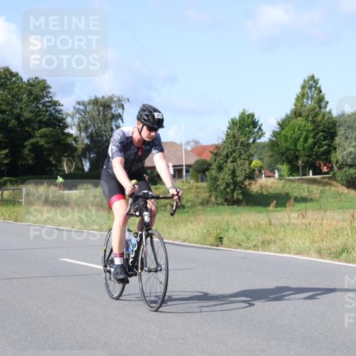25.08.2024 - Elbe Triathlon Hamburg Fuchs,  Jonas http://msf.ph/oto/6868200 25.08.2024 10:20:28 Radfahren 493, 580 meine-sportfotos.de