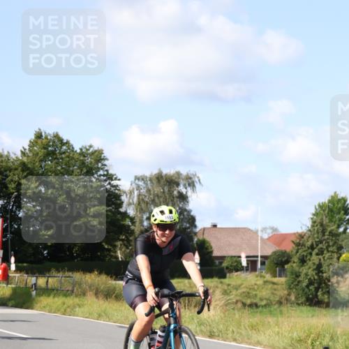 25.08.2024 - Elbe Triathlon Hamburg Fuchs,  Jonas http://msf.ph/oto/6868207 25.08.2024 11:02:58 Radfahren 1677, 1682, 1685, 1402, 1693, 1606, 1705, 1453 meine-sportfotos.de
