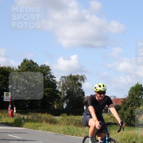 25.08.2024 - Elbe Triathlon Hamburg Fuchs,  Jonas http://msf.ph/oto/6868211 25.08.2024 11:02:58 Radfahren 1677, 1682, 1685, 1402, 1693, 1606, 1705, 1453 meine-sportfotos.de