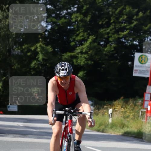 25.08.2024 - Elbe Triathlon Hamburg Fuchs,  Jonas http://msf.ph/oto/6868251 25.08.2024 11:03:03 Radfahren 1693, 1606, 1705, 1453, 1465, 1649 meine-sportfotos.de
