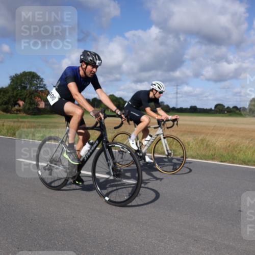 25.08.2024 - Elbe Triathlon Hamburg Fuchs,  Jonas http://msf.ph/oto/6868286 25.08.2024 10:20:45 Radfahren 450, 540, 353, 599, 400, 537, 361 meine-sportfotos.de
