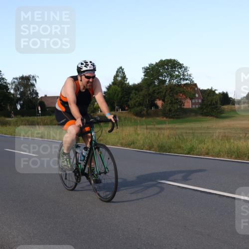 25.08.2024 - Elbe Triathlon Hamburg Fuchs,  Jonas http://msf.ph/oto/6868302 25.08.2024 09:30:27 Radfahren 286, 249, 361, 170, 330 meine-sportfotos.de