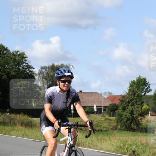 25.08.2024 - Elbe Triathlon Hamburg Fuchs,  Jonas http://msf.ph/oto/6868304 25.08.2024 11:03:08 Radfahren 1453, 1465, 1649, 1442, 1654 meine-sportfotos.de