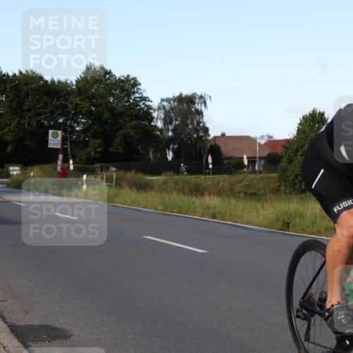 25.08.2024 - Elbe Triathlon Hamburg Fuchs,  Jonas http://msf.ph/oto/6868336 25.08.2024 09:30:31 Radfahren 361, 170, 330, 88 meine-sportfotos.de