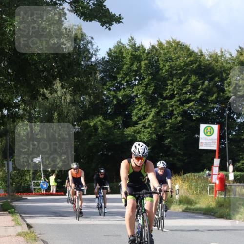 25.08.2024 - Elbe Triathlon Hamburg Fuchs,  Jonas http://msf.ph/oto/6868350 25.08.2024 10:20:59 Radfahren 512, 560, 356, 617, 495, 655, 607, 350, 487 meine-sportfotos.de