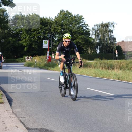 25.08.2024 - Elbe Triathlon Hamburg Fuchs,  Jonas http://msf.ph/oto/6868352 25.08.2024 09:30:33 Radfahren 170, 330, 88, 250 meine-sportfotos.de