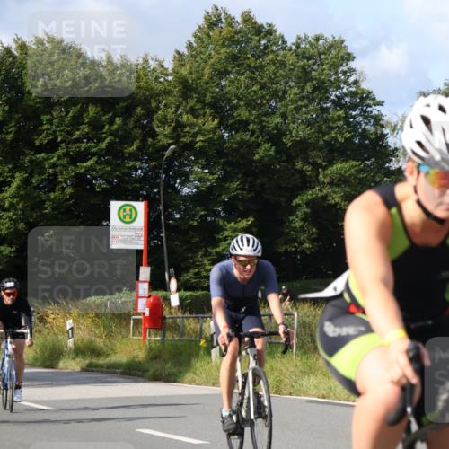25.08.2024 - Elbe Triathlon Hamburg Fuchs,  Jonas http://msf.ph/oto/6868366 25.08.2024 10:21:00 Radfahren 560, 356, 617, 495, 655, 607, 350, 487, 619 meine-sportfotos.de