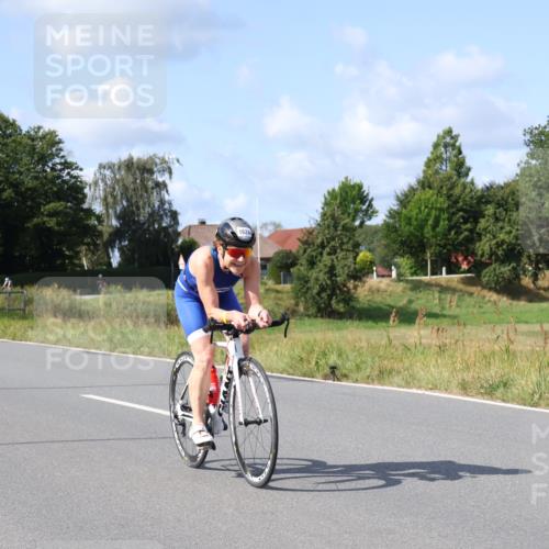25.08.2024 - Elbe Triathlon Hamburg Fuchs,  Jonas http://msf.ph/oto/6868421 25.08.2024 11:03:29 Radfahren 1698, 1626, 1619, 1608 meine-sportfotos.de