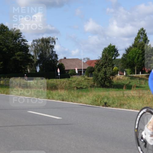 25.08.2024 - Elbe Triathlon Hamburg Fuchs,  Jonas http://msf.ph/oto/6868427 25.08.2024 11:03:30 Radfahren 1698, 1626, 1619, 1608 meine-sportfotos.de