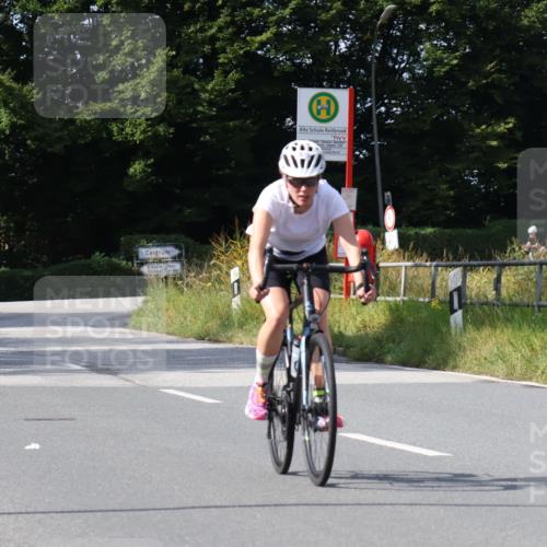 25.08.2024 - Elbe Triathlon Hamburg Fuchs,  Jonas http://msf.ph/oto/6868431 25.08.2024 11:03:30 Radfahren 1698, 1626, 1619, 1608 meine-sportfotos.de