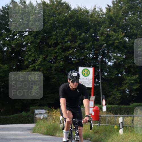 25.08.2024 - Elbe Triathlon Hamburg Fuchs,  Jonas http://msf.ph/oto/6868436 25.08.2024 10:21:09 Radfahren 487, 619, 344, 647, 639, 583, 632, 592 meine-sportfotos.de