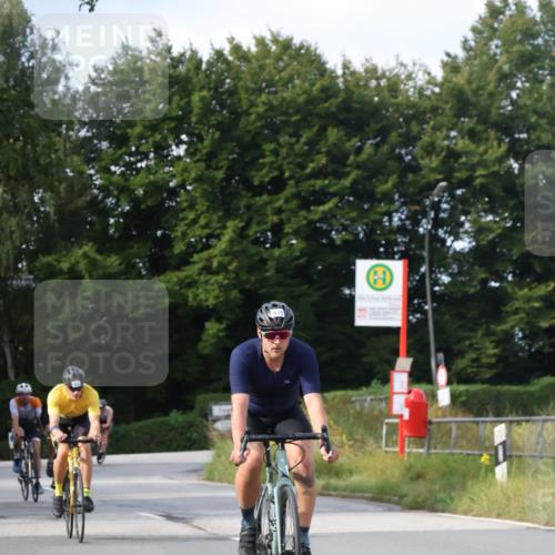 25.08.2024 - Elbe Triathlon Hamburg Fuchs,  Jonas http://msf.ph/oto/6868450 25.08.2024 10:21:11 Radfahren 619, 344, 647, 639, 583, 632, 592, 273 meine-sportfotos.de