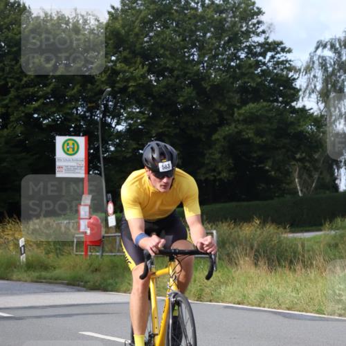 25.08.2024 - Elbe Triathlon Hamburg Fuchs,  Jonas http://msf.ph/oto/6868465 25.08.2024 10:21:13 Radfahren 344, 647, 639, 583, 632, 592, 273 meine-sportfotos.de