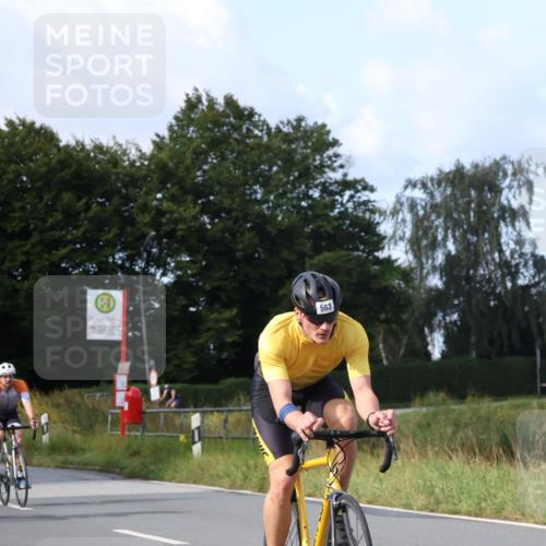 25.08.2024 - Elbe Triathlon Hamburg Fuchs,  Jonas http://msf.ph/oto/6868467 25.08.2024 10:21:13 Radfahren 344, 647, 639, 583, 632, 592, 273 meine-sportfotos.de