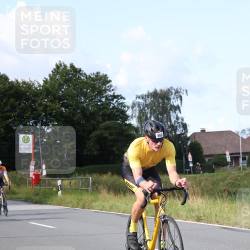 25.08.2024 - Elbe Triathlon Hamburg Fuchs,  Jonas http://msf.ph/oto/6868470 25.08.2024 10:21:13 Radfahren 344, 647, 639, 583, 632, 592, 273 meine-sportfotos.de