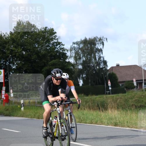 25.08.2024 - Elbe Triathlon Hamburg Fuchs,  Jonas http://msf.ph/oto/6868489 25.08.2024 10:21:14 Radfahren 647, 639, 583, 632, 592, 273 meine-sportfotos.de