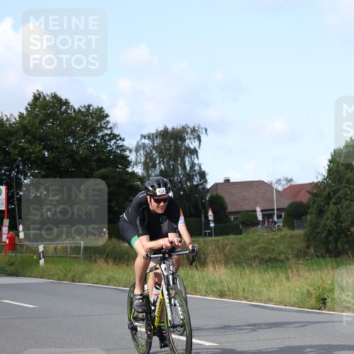 25.08.2024 - Elbe Triathlon Hamburg Fuchs,  Jonas http://msf.ph/oto/6868492 25.08.2024 10:21:14 Radfahren 647, 639, 583, 632, 592, 273 meine-sportfotos.de