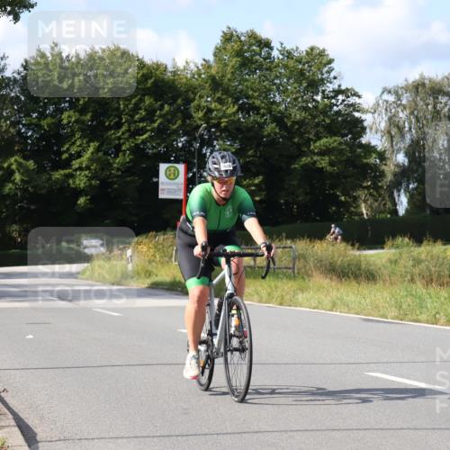 25.08.2024 - Elbe Triathlon Hamburg Fuchs,  Jonas http://msf.ph/oto/6868494 25.08.2024 11:03:37 Radfahren 1619, 1608, 1680, 1703, 1656 meine-sportfotos.de