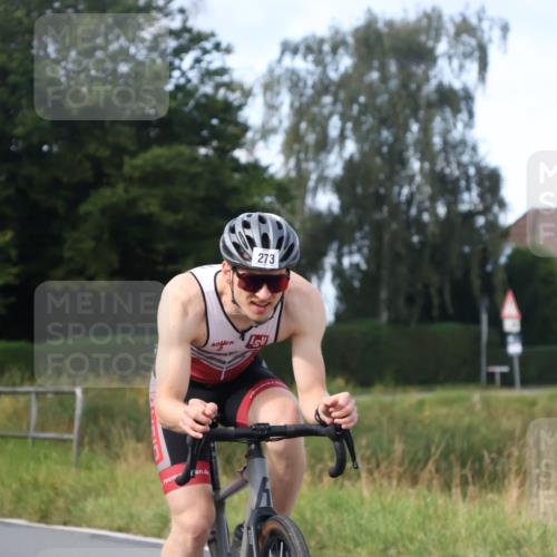 25.08.2024 - Elbe Triathlon Hamburg Fuchs,  Jonas http://msf.ph/oto/6868515 25.08.2024 10:21:18 Radfahren 583, 632, 592, 273, 569, 659 meine-sportfotos.de