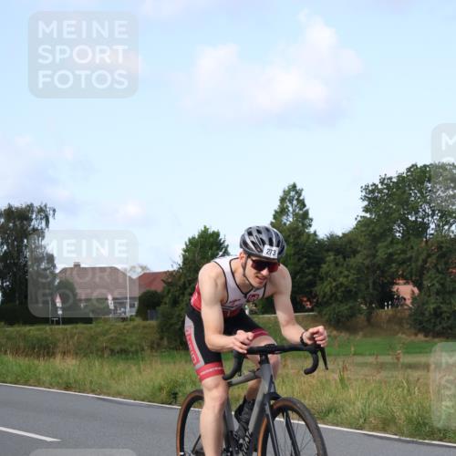 25.08.2024 - Elbe Triathlon Hamburg Fuchs,  Jonas http://msf.ph/oto/6868523 25.08.2024 10:21:18 Radfahren 583, 632, 592, 273, 569, 659 meine-sportfotos.de