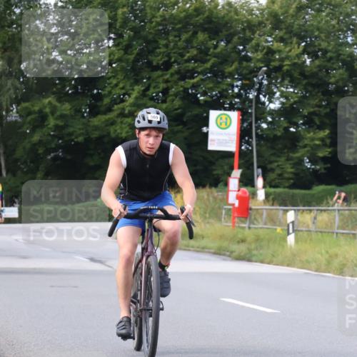 25.08.2024 - Elbe Triathlon Hamburg Fuchs,  Jonas http://msf.ph/oto/6868530 25.08.2024 10:21:22 Radfahren 273, 569, 659, 556, 613 meine-sportfotos.de