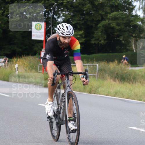 25.08.2024 - Elbe Triathlon Hamburg Fuchs,  Jonas http://msf.ph/oto/6868552 25.08.2024 10:21:24 Radfahren 569, 659, 556, 613, 554 meine-sportfotos.de