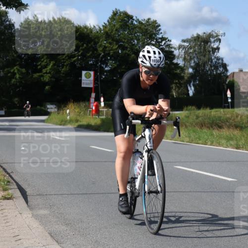 25.08.2024 - Elbe Triathlon Hamburg Fuchs,  Jonas http://msf.ph/oto/6868561 25.08.2024 11:03:43 Radfahren 1680, 1703, 1656, 787 meine-sportfotos.de
