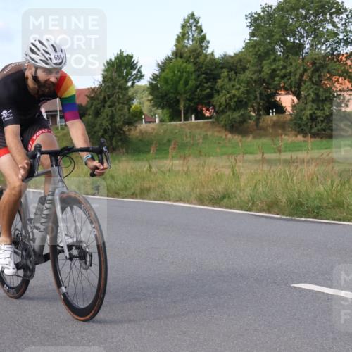 25.08.2024 - Elbe Triathlon Hamburg Fuchs,  Jonas http://msf.ph/oto/6868562 25.08.2024 10:21:25 Radfahren 569, 659, 556, 613, 554 meine-sportfotos.de