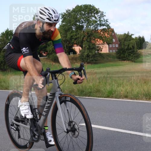 25.08.2024 - Elbe Triathlon Hamburg Fuchs,  Jonas http://msf.ph/oto/6868566 25.08.2024 10:21:25 Radfahren 569, 659, 556, 613, 554 meine-sportfotos.de