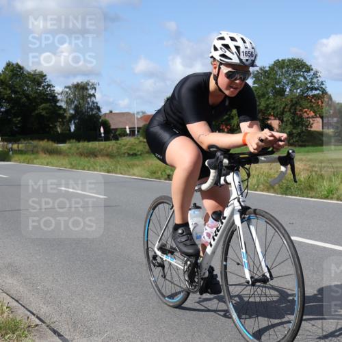 25.08.2024 - Elbe Triathlon Hamburg Fuchs,  Jonas http://msf.ph/oto/6868574 25.08.2024 11:03:44 Radfahren 1703, 1656, 787 meine-sportfotos.de